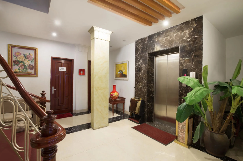 Super OYO Capital O 1173 Le Grand Hanoi Hotel - The Ruby