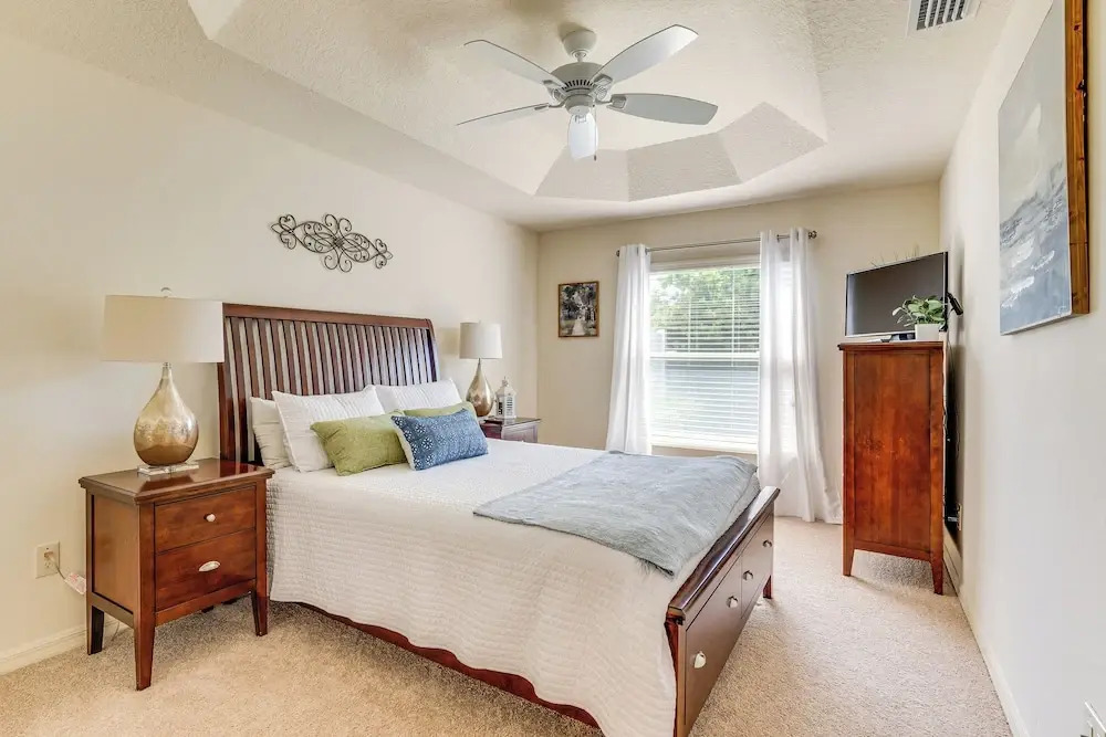 < 1 Mi to Brownwood Paddock Square: Home w/ Patio!