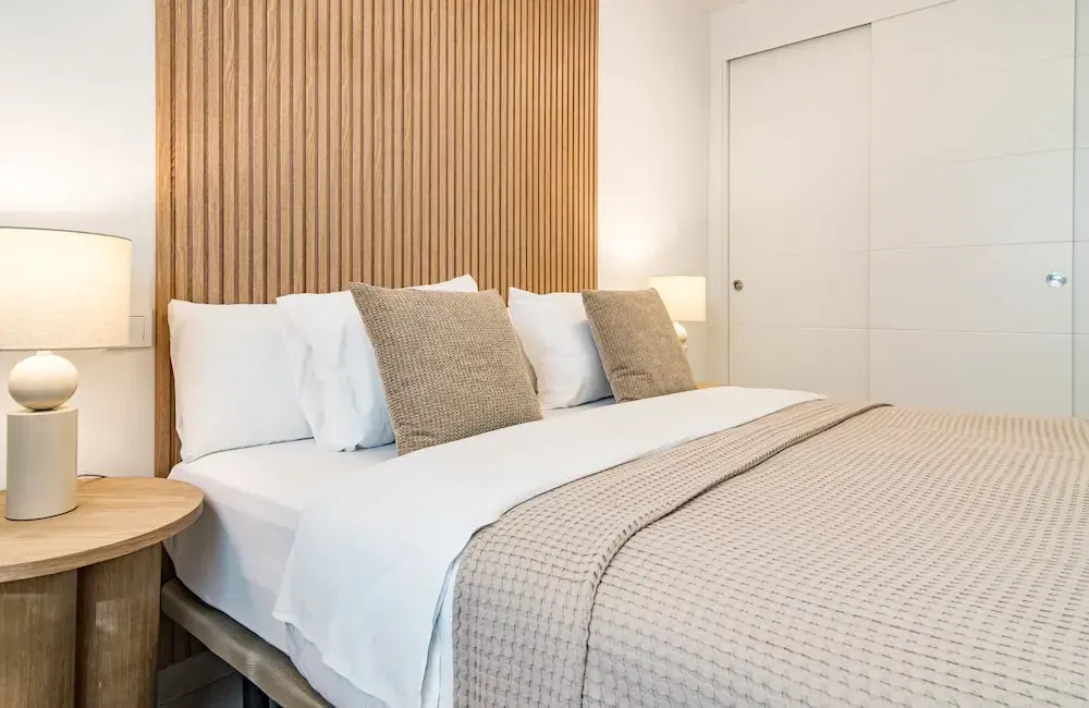Le2c- Luxury, New-build Apartment near the beach