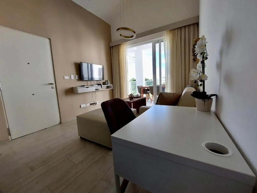 Unique 1BR Retreat w/ Pool & Golf View CP
