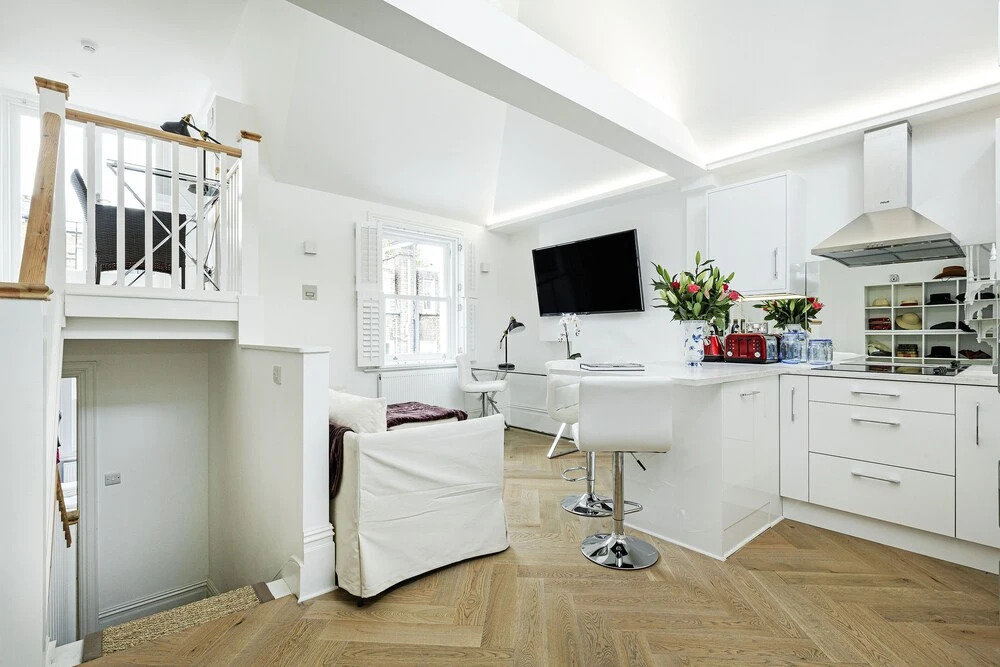 Top Floor Flat - Mimosa Street