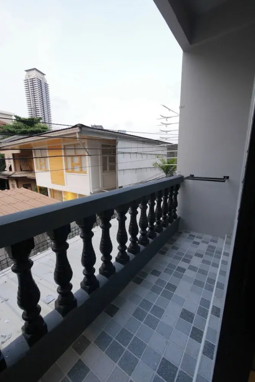 Lee Home Bangkok