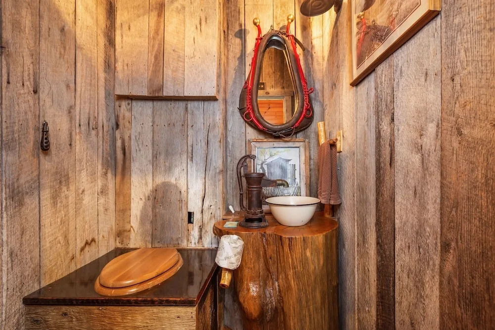 A Wolf's Den - 4 Br Cabin