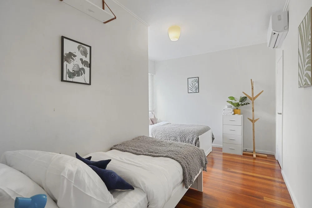Amazing Home By Beach - Fully Aircon-ed - Wifi