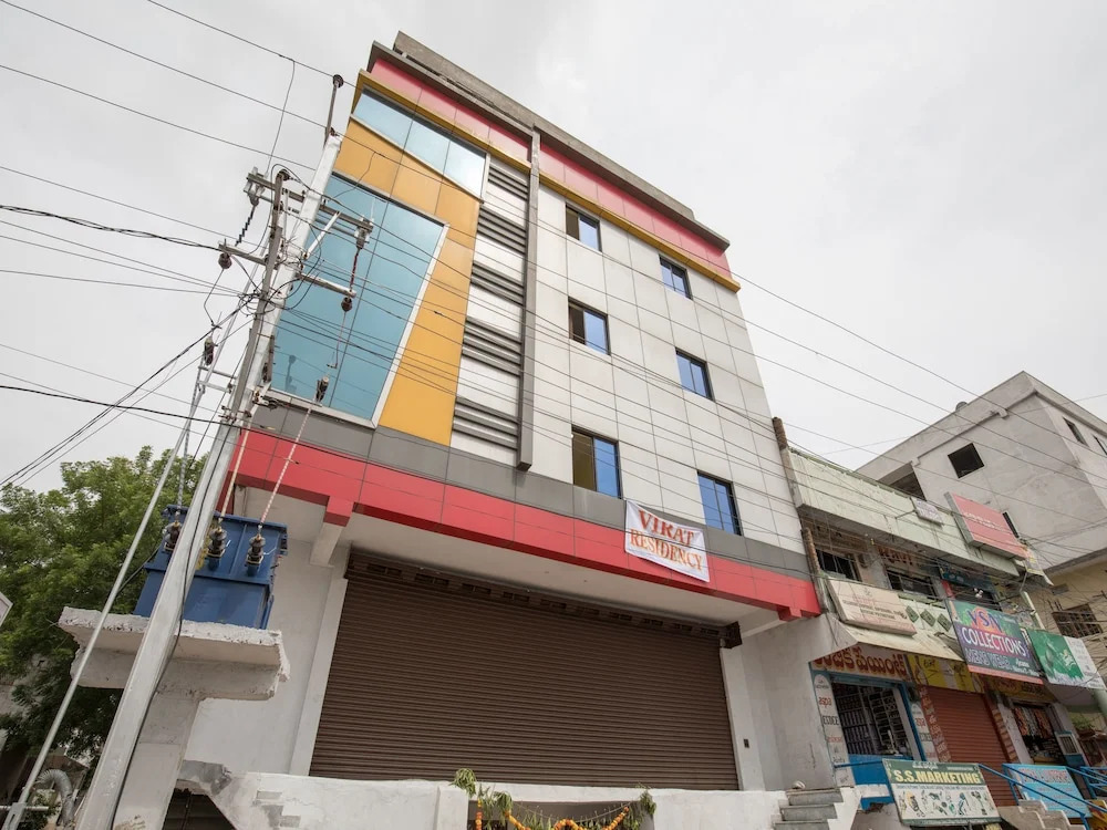 OYO 13569 Virat Residency
