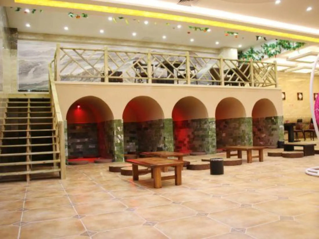 Urban Garden Hotel (Luyi Times Square)