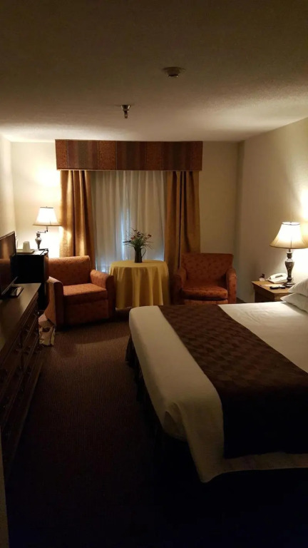 Americourt Hotel - Mountain City