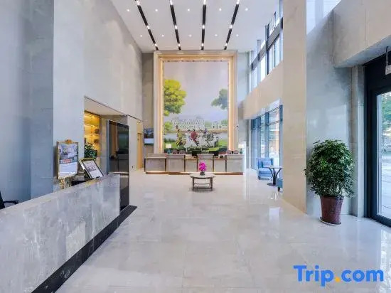 Qihe · Light Luxury Hotel (Greenland Central Business District Branch)