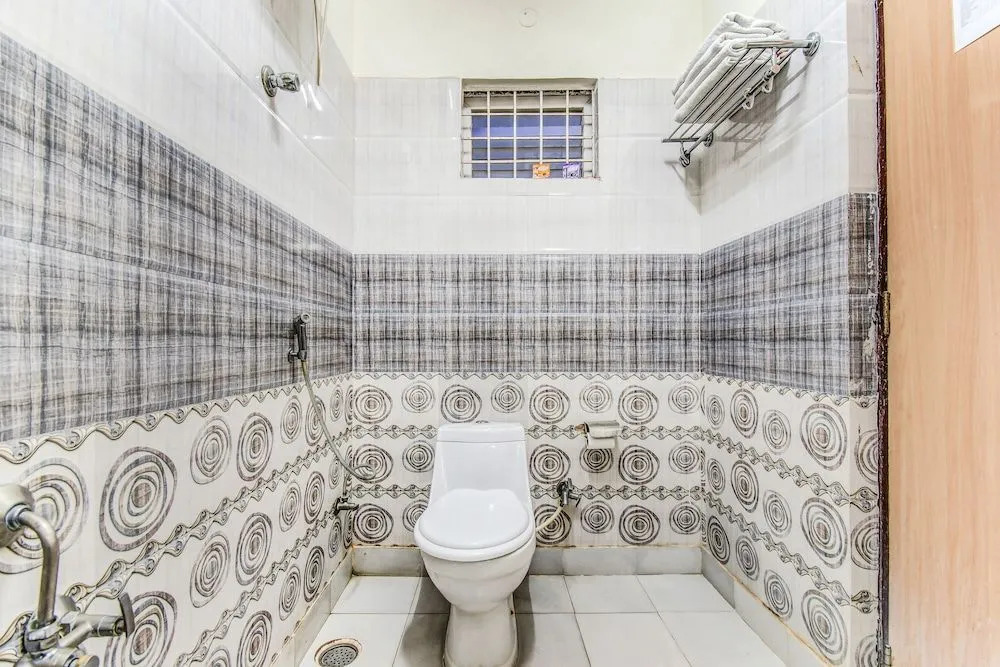 OYO 451 Goyal Residency