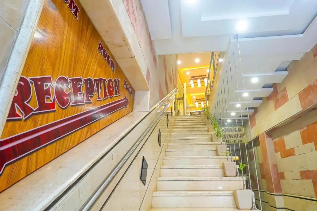 Fabhotel Ruklo