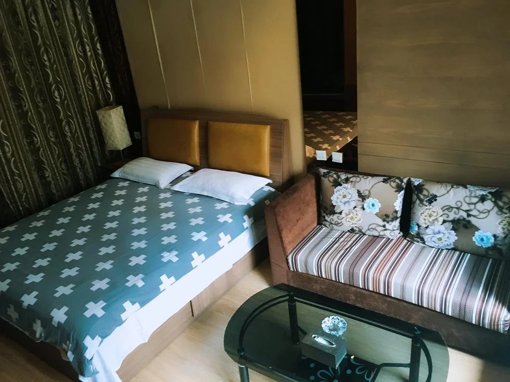Qingfengxiaozhu Hotel