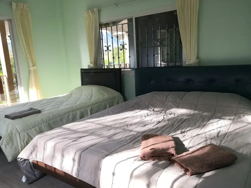 Baan Lomnow Khao Kho