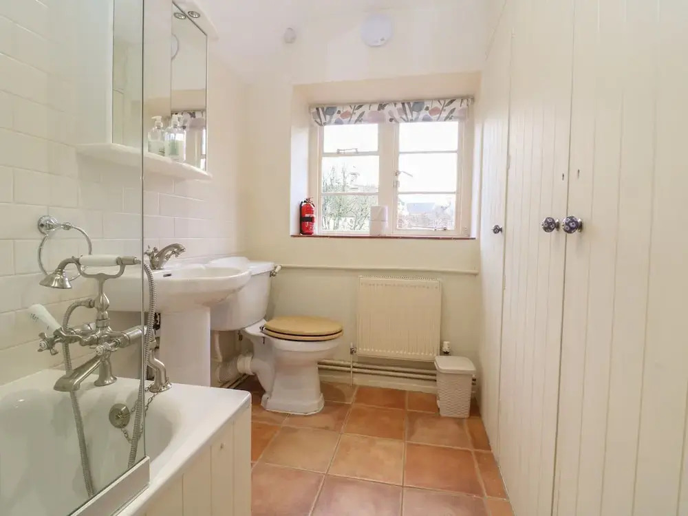 Spring Cottage, CIRENCESTER