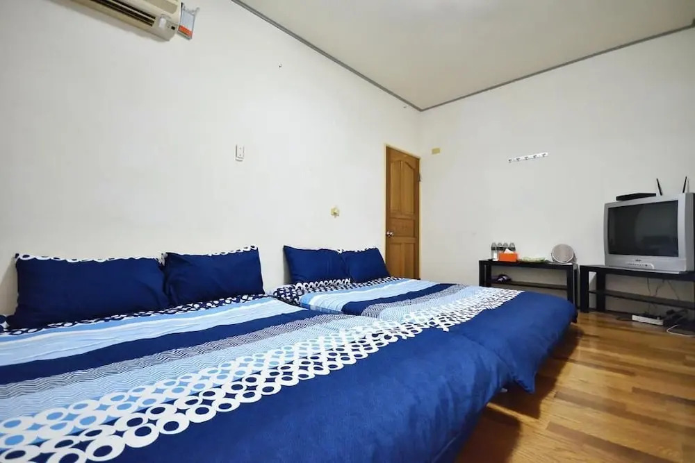 Yiwa Homestay