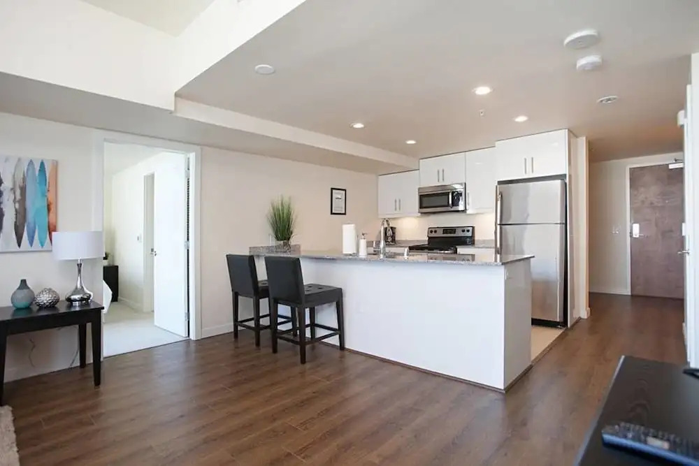 424 15th St Executive 2br