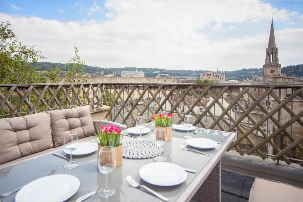 The Roof Terrace Maisonette - City Centre (BSM)