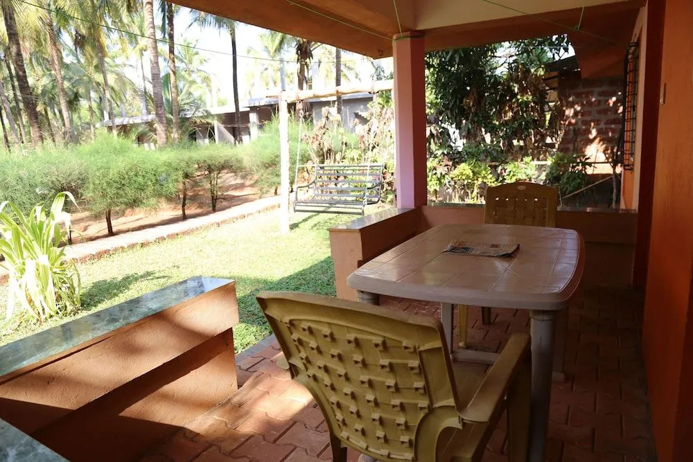 Darya sarang resort & Beer shopee
