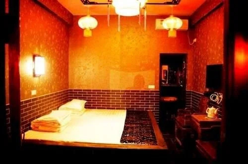 Yijingxuan boutique lnn