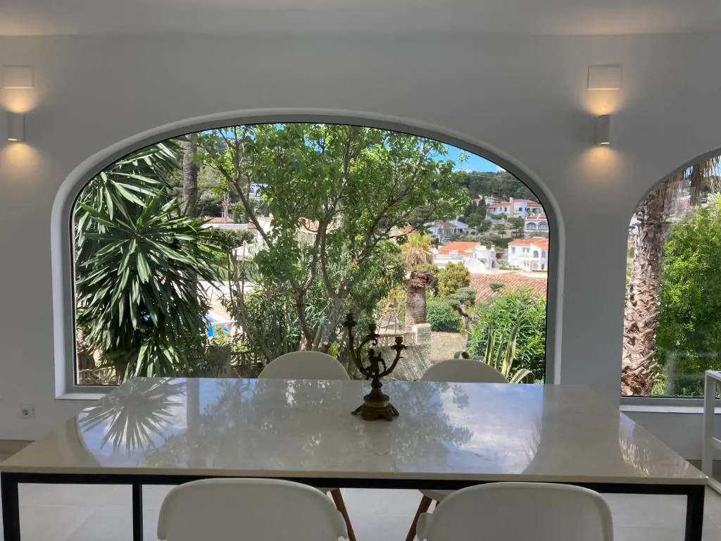 Villa mit privatem Pool 10 Minuten vom Strand mit kostenlosen WiFi
