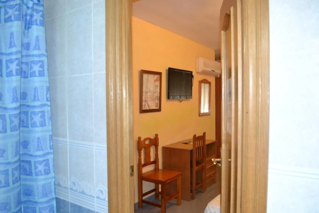Hostal Al-Qazeres