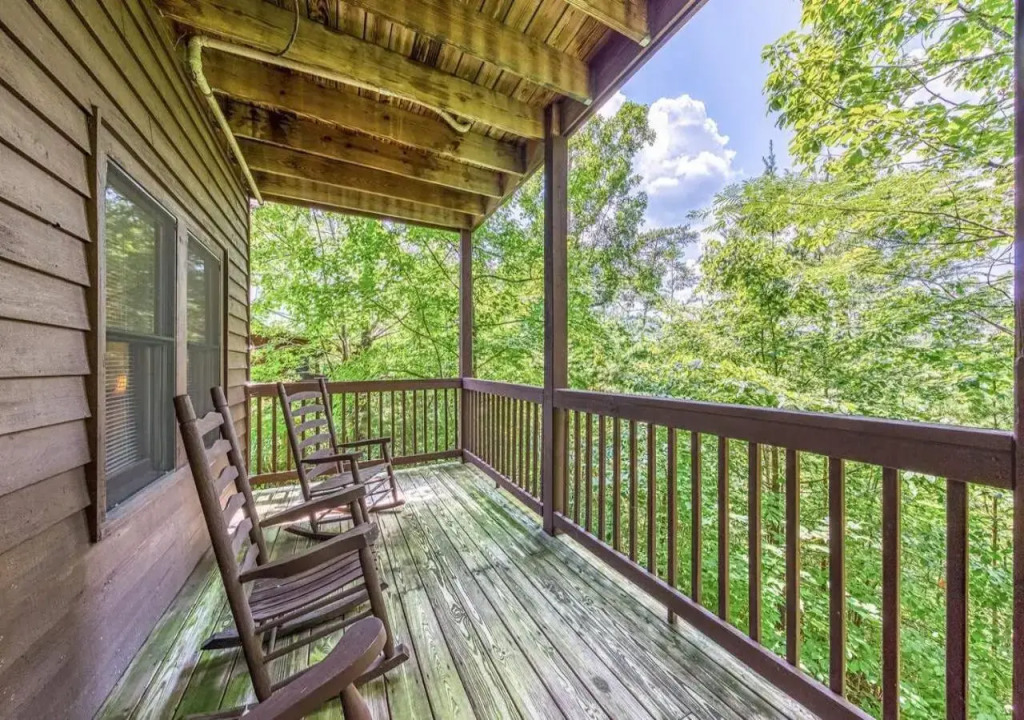 Arrowhead Log Cabin Resort Papaws Bear Den Cabin - by TS