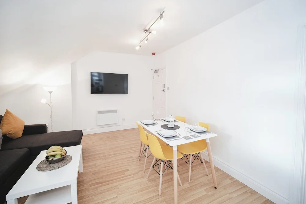 Flat 5 - 61 Old Dover Road