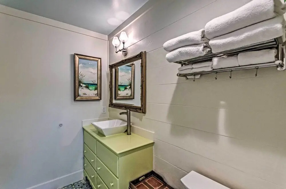 Seagrove Beach Studio - 1/4 Mi to Beach Access!