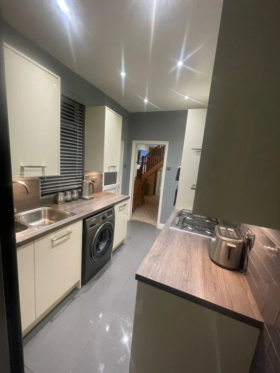 Impeccable 3-bed House in York