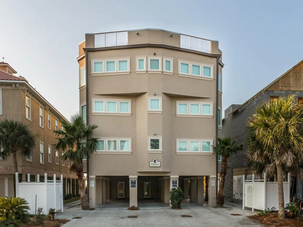 Shiphouse 1-first Floor by Hodnett Cooper