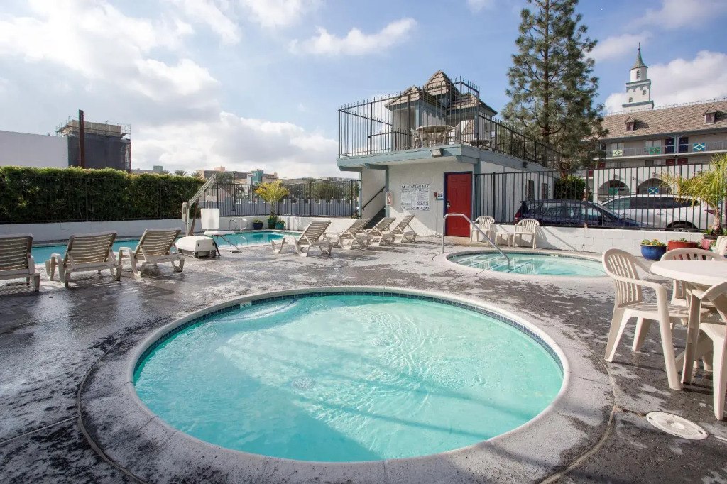 Castle Inn and Suites Anaheim