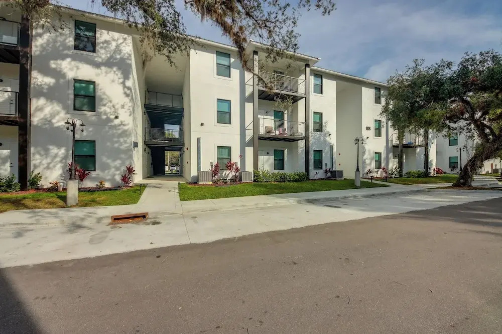 Labelle Apartment, Close to Parks!