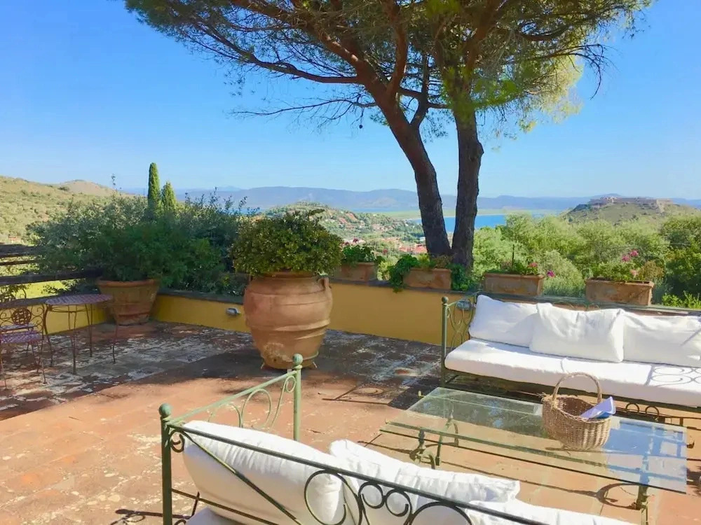 Tuscan Elegance by the Sea
