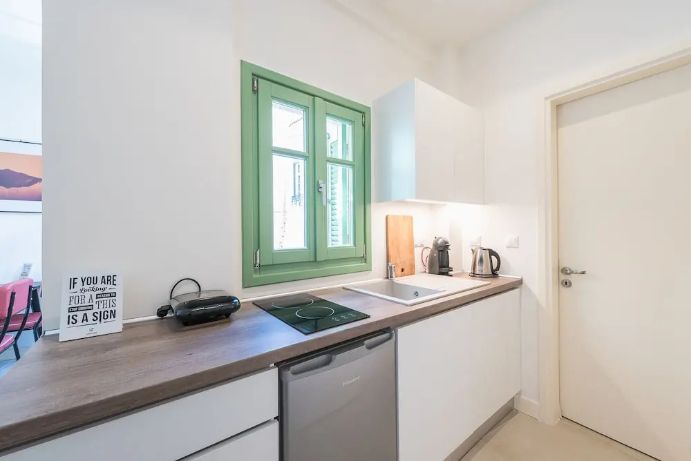 Androniki Neoclassical Apartments-Plaka
