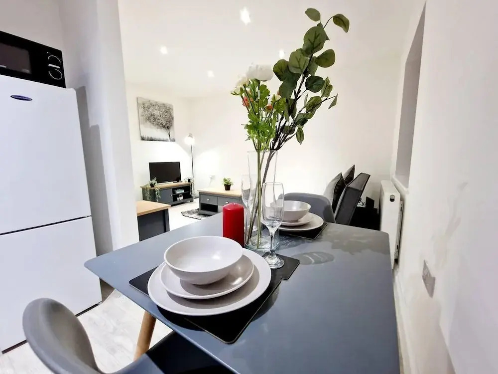 Modern Apartment in Uxbridge