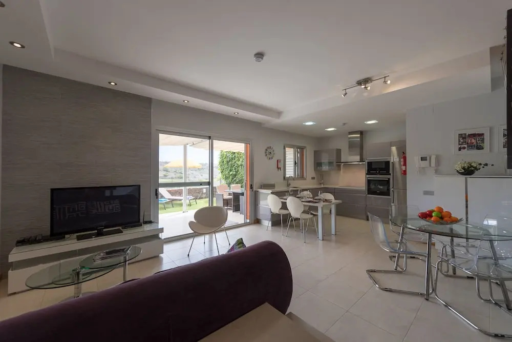 Vista Golf 22 by VillaGranCanaria