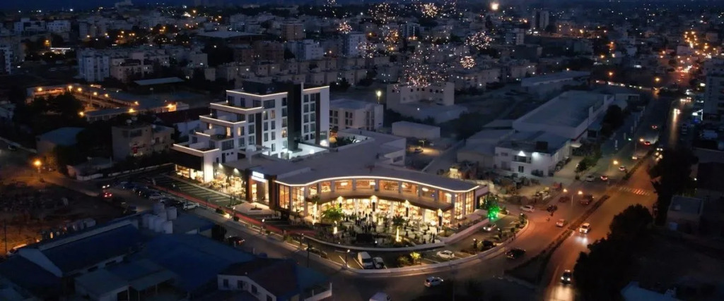 Ekor Elegance Hotel