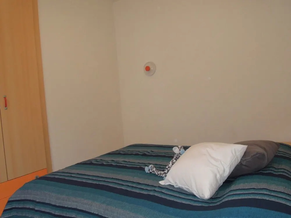 Villa with garden 250 meters from the beach