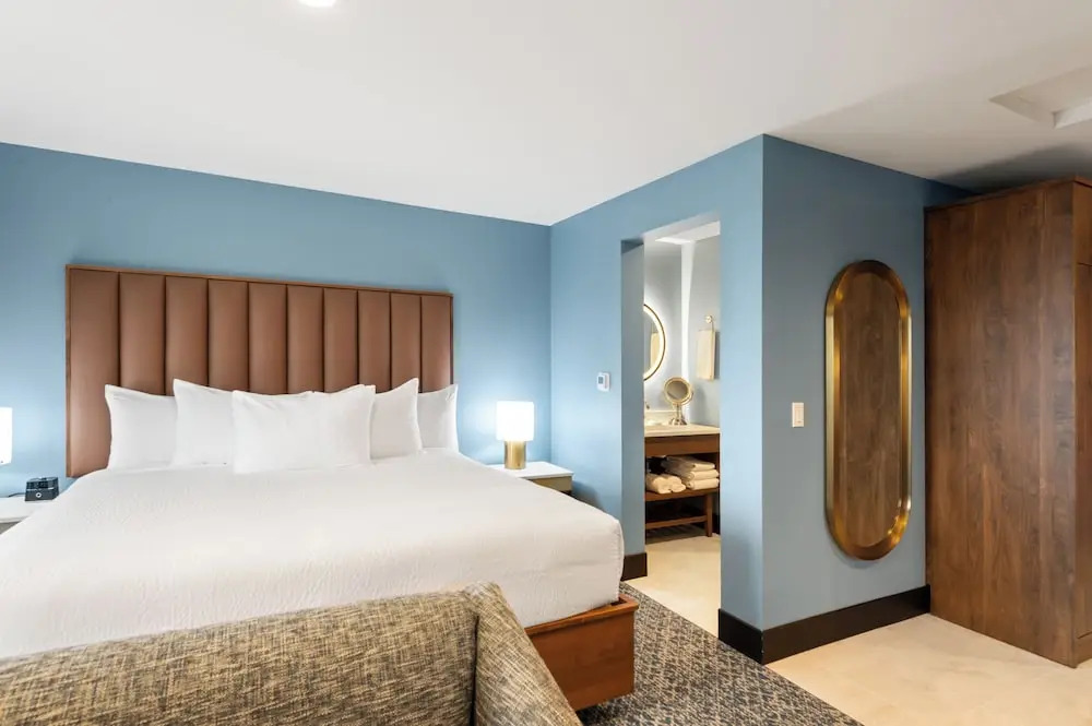 Allred Hotel