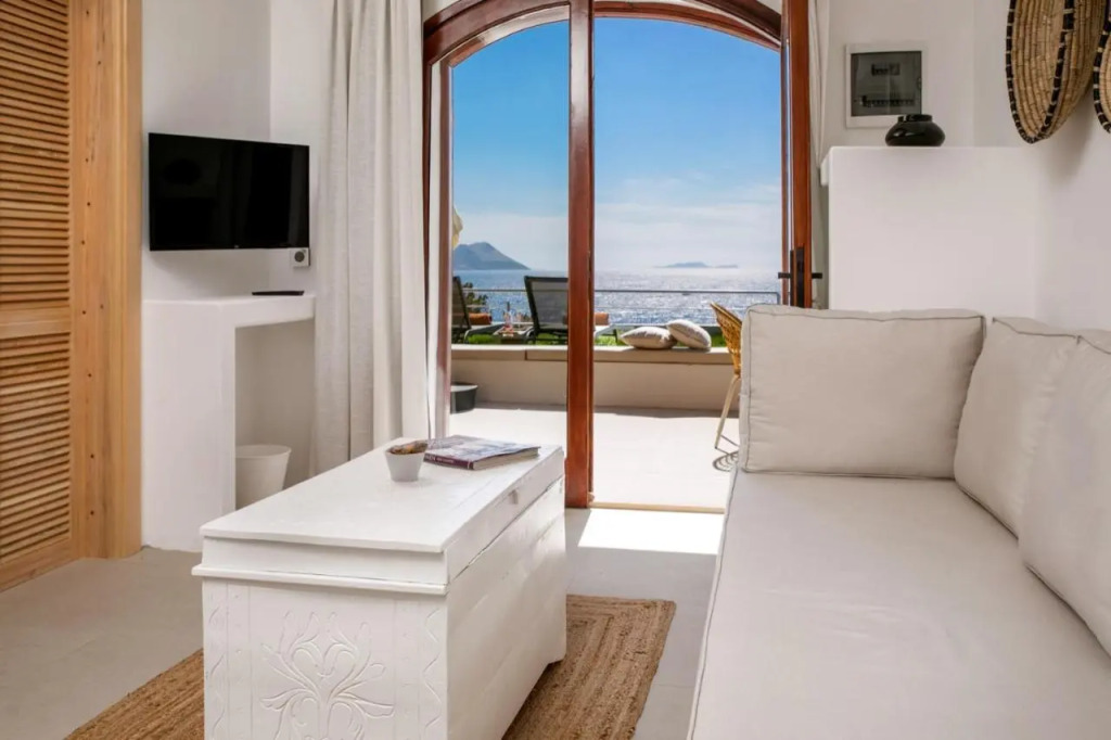 Kale Suites, heated pool in winter, adults only