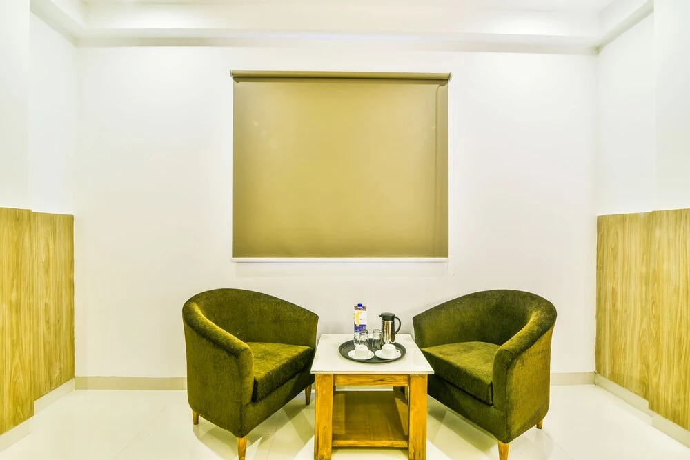 FabHotel Salt
