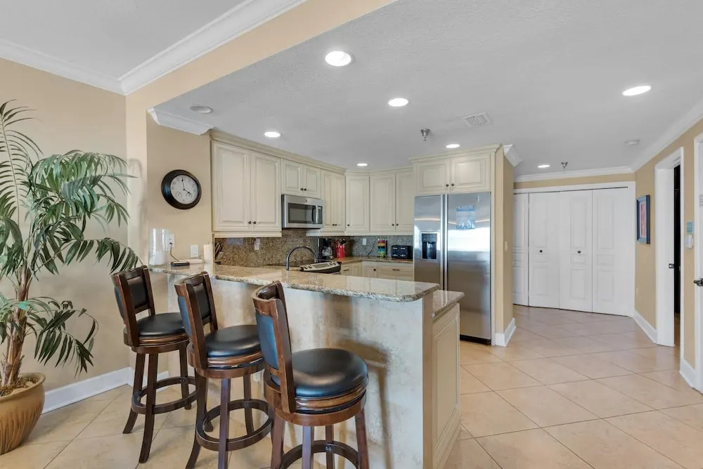 Emerald Isle unit 202