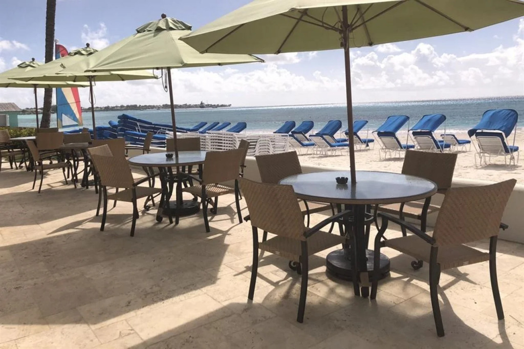 Sea Breeze Beach Hotel