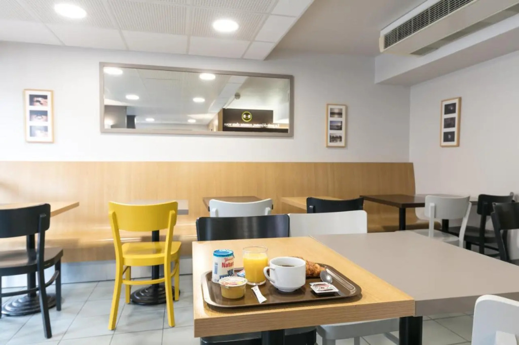 B&B HOTEL Toulouse Cité de lEspace Mouchotte