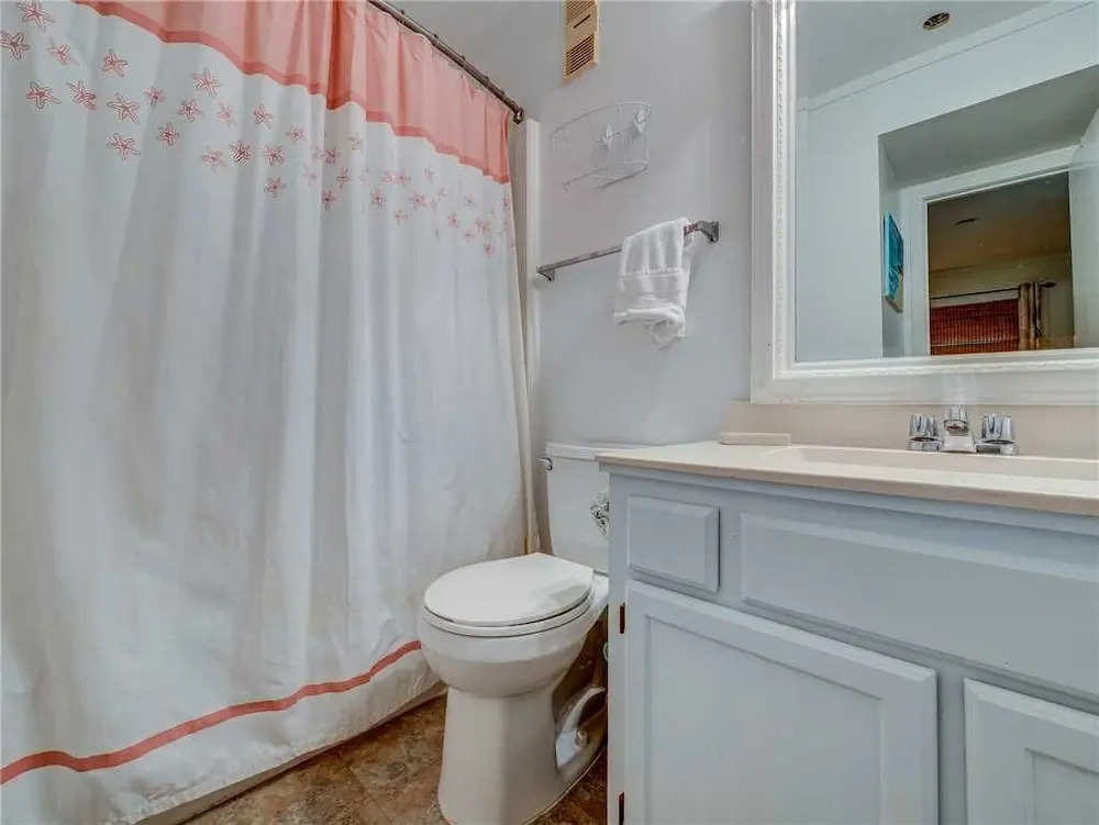 Beach & Tennis Admirals Row 440 - Two Bedroom Condo