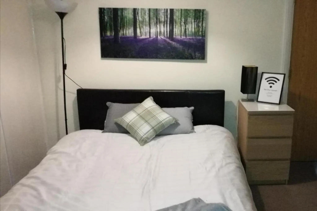 OYO The Maidstone Guesthouse