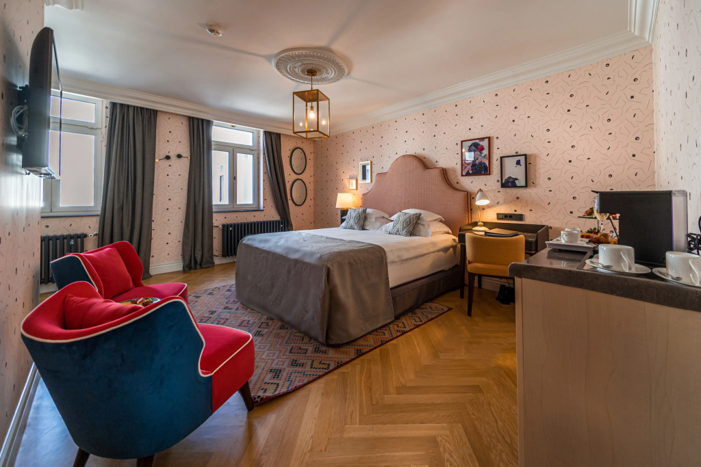 Hotel Capital