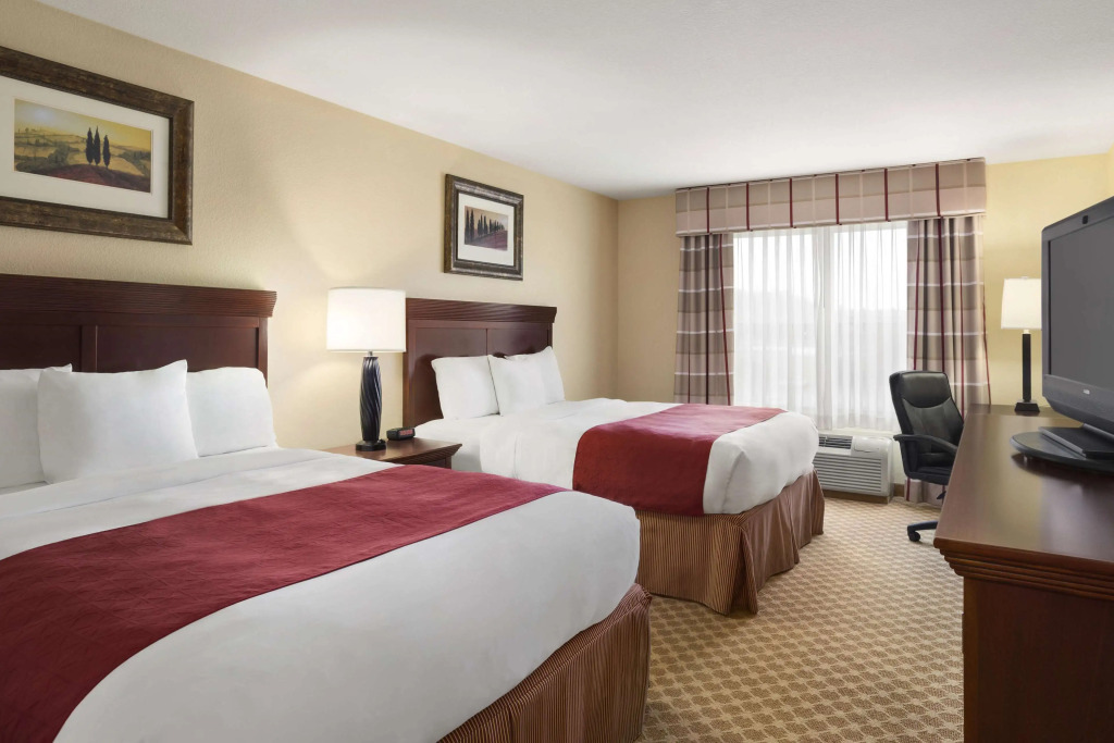 Comfort Inn & Suites Dothan Northside Plaza