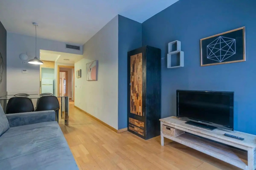 Modern and bright apartment in Eixample 1-2