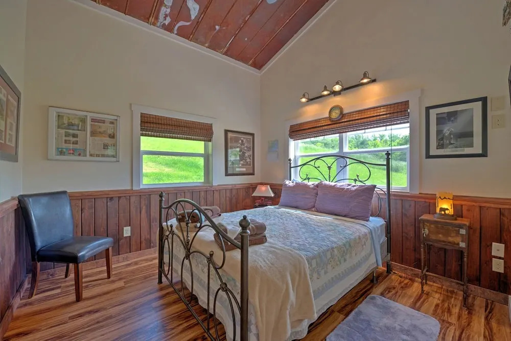 Grace Barn Home 525 2 Bedrooms 2 Bathrooms Home