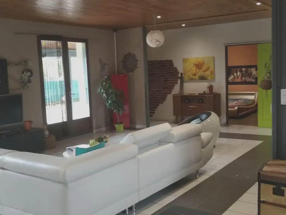 House With 2 Bedrooms in Livron-sur-drôme